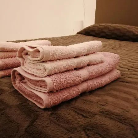 Bed & Breakfast Thomas's - A *